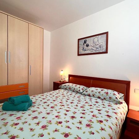 Apartamento Gerri - L'Amfitriona Gerri de la Sal Bagian luar foto