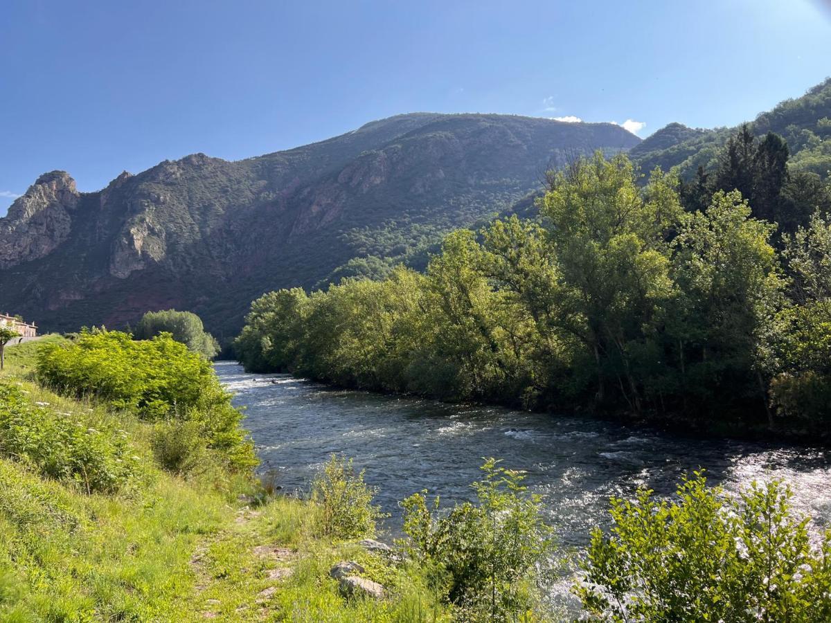 Apartamento Gerri - L'Amfitriona Gerri de la Sal Bagian luar foto